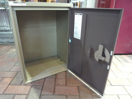 グリーンライフ 宅配ボックス Receibo(レシーボ) TR-3465 付属品あり GREEN LIFE 宅配BOX 札幌市東区 新道東店_画像3