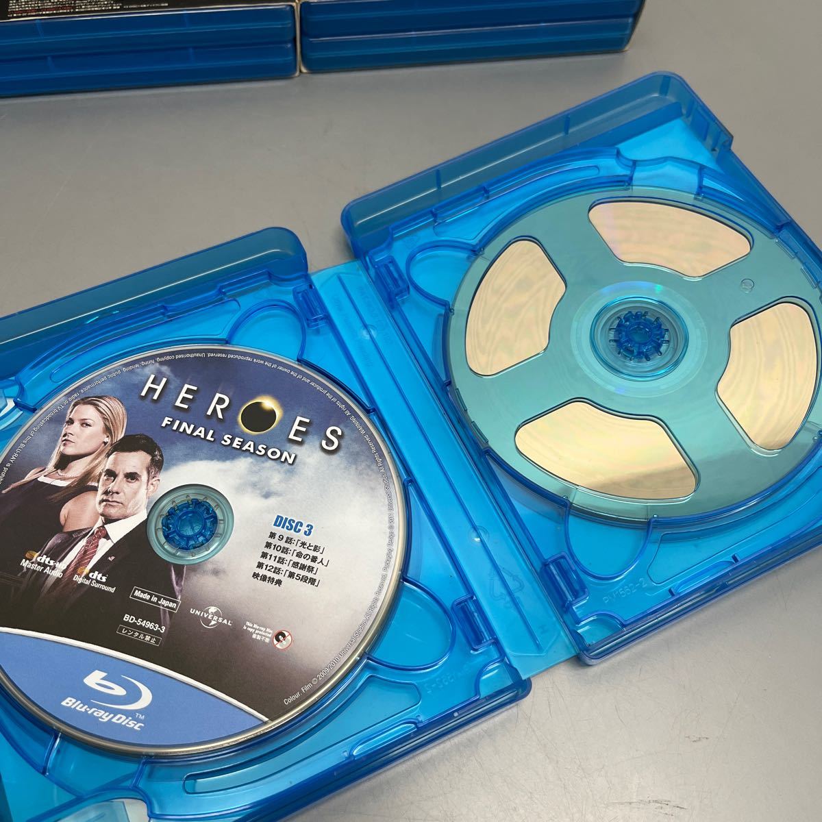 1円スタート Blu-ray 3個 セット まとめ売り ヒーローズ ブルーレイ 海外 ドラマ HERORS ファイナルシーズン ディスク4 欠品_画像4