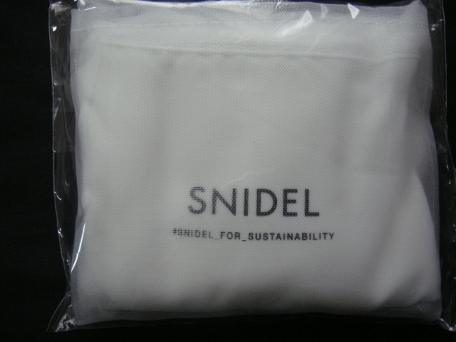 SNIDEL・スナイデル／＜折り畳み式エコバッグ・ナイロン製*ホワイト＞□彡『未使用品』_画像1