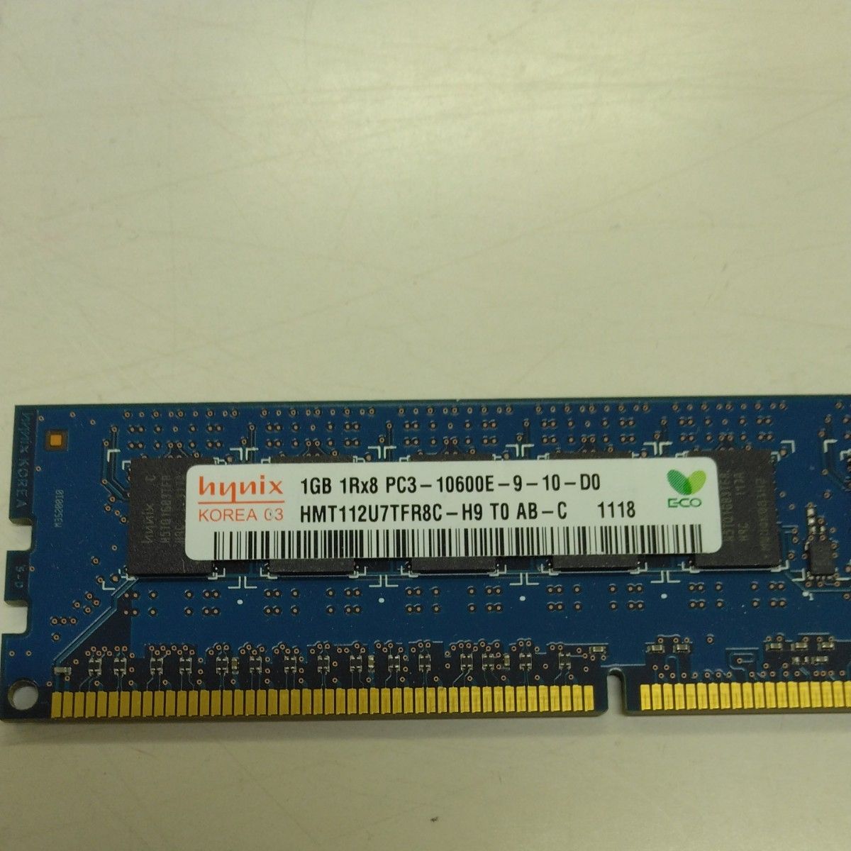 DDR3  10600E 1GB 4枚セット　ECC 対応　動作未確認