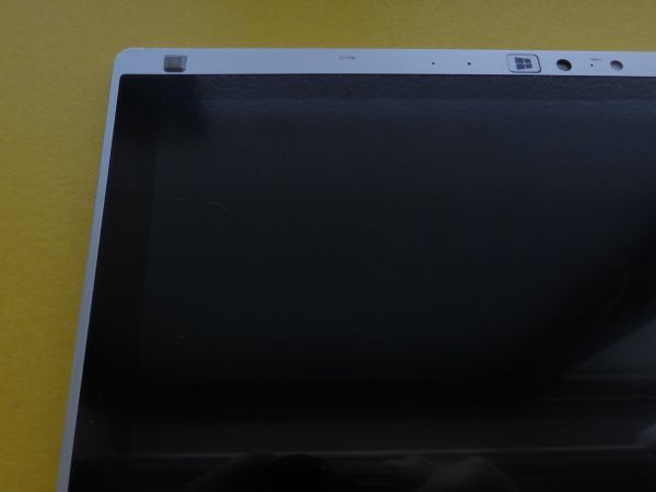 PC部品 ジャンクCF-RZ5、CF-RZ6用 10.1型　液晶パネル、タッチパネル枠付き　Y562_画像4