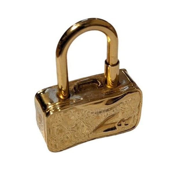 エルメス HERMES カデナ 美しき逃避行 トランクモチーフ ゴールドカデナ 南京錠 09年限定品 エルメス HERMES カデナ 美しき逃避行 トランクモチーフ ゴールドカデナ 南京錠 09年限定品
