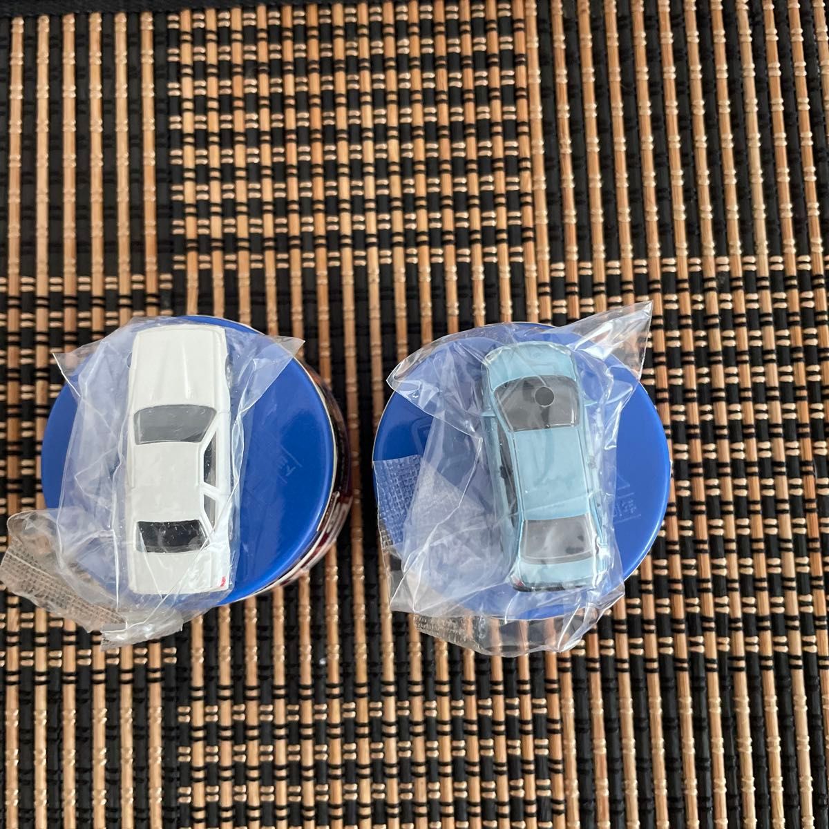 ミニカー　トヨタ名車シリーズ　ソアラ、プリウス　GT40 缶コーヒー　