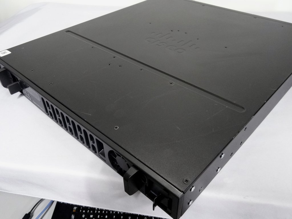 Ciscoサービス統合型ルータ　 4400Series ISR4431/K9 　　　管No1439
