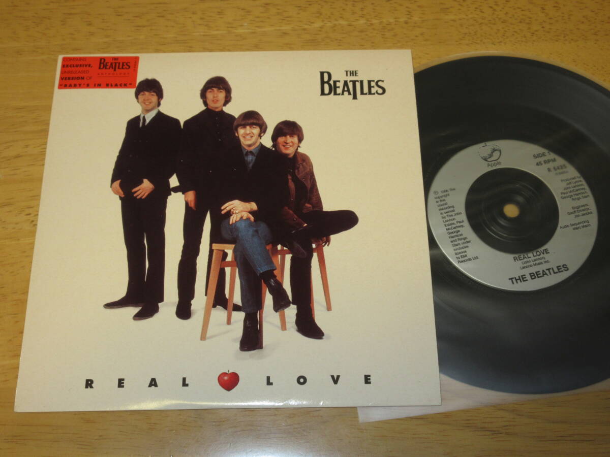 ◆◇THE BEATLES(ザ・ビートルズ)【REAL LOVE/BABY'S IN BLACK(Live At The Hollywood Bowl,1965.8.30)】英盤シングル/R 6425◇◆_画像1