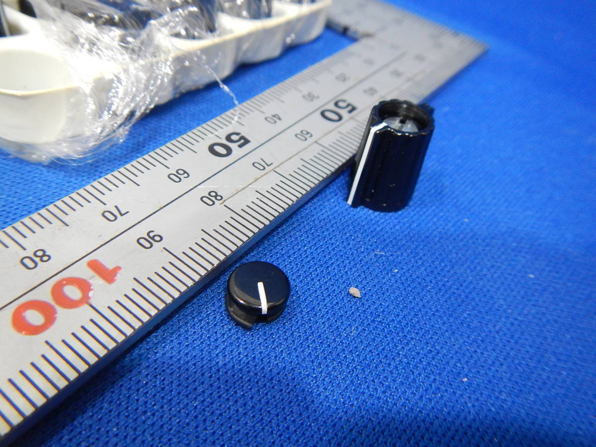 E 137 A 電子parts スイッチツマミ キャップ 大きさは曲尺で 測定用付属しませんの画像4