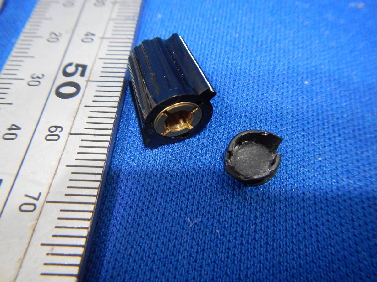 E 137 A 電子parts スイッチツマミ キャップ 大きさは曲尺で 測定用付属しませんの画像6