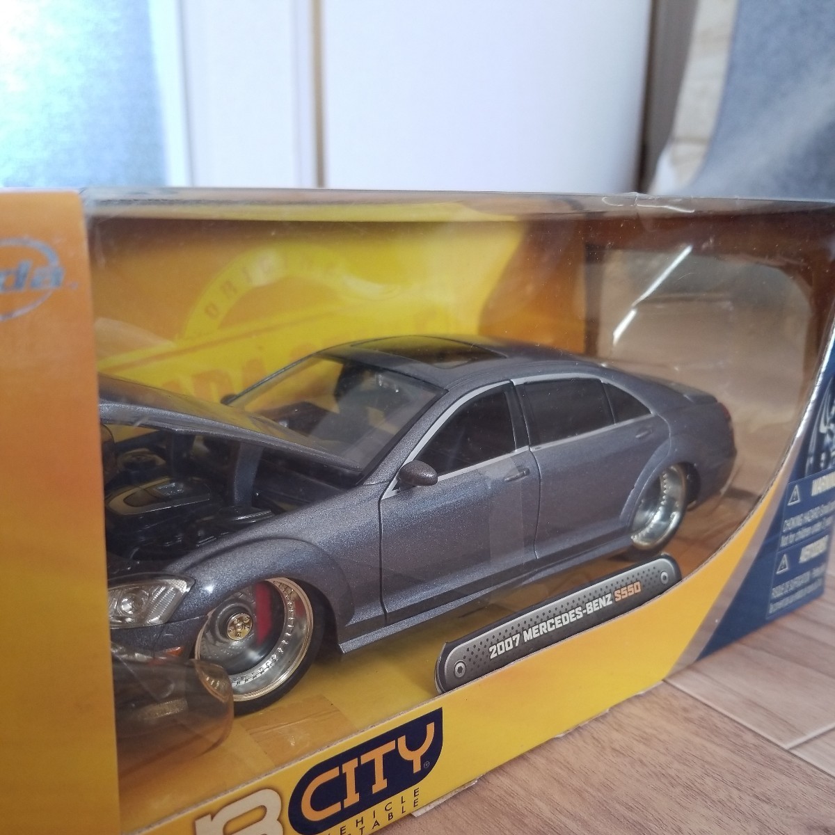 ジャダトイズ　JadaTOYS 2007 MERCEDES BENZ S 550　1/24 ミニカー 希少　当時物　_画像8