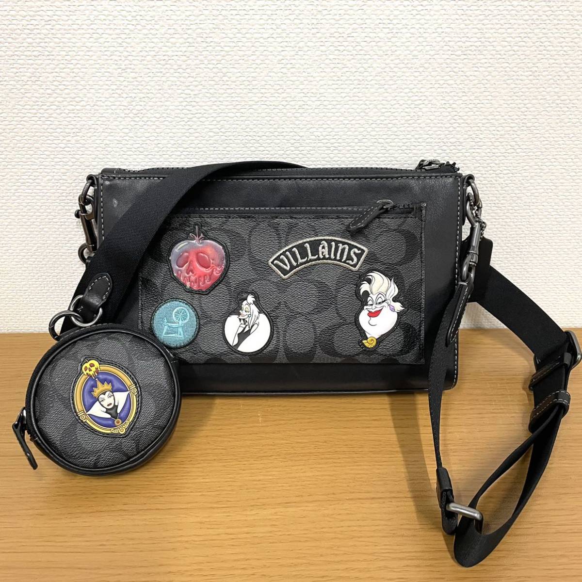 【COACH】コーチ★ショルダーバッグ ディズニーコラボ ブラック 黒 PVC CC094 02_画像1