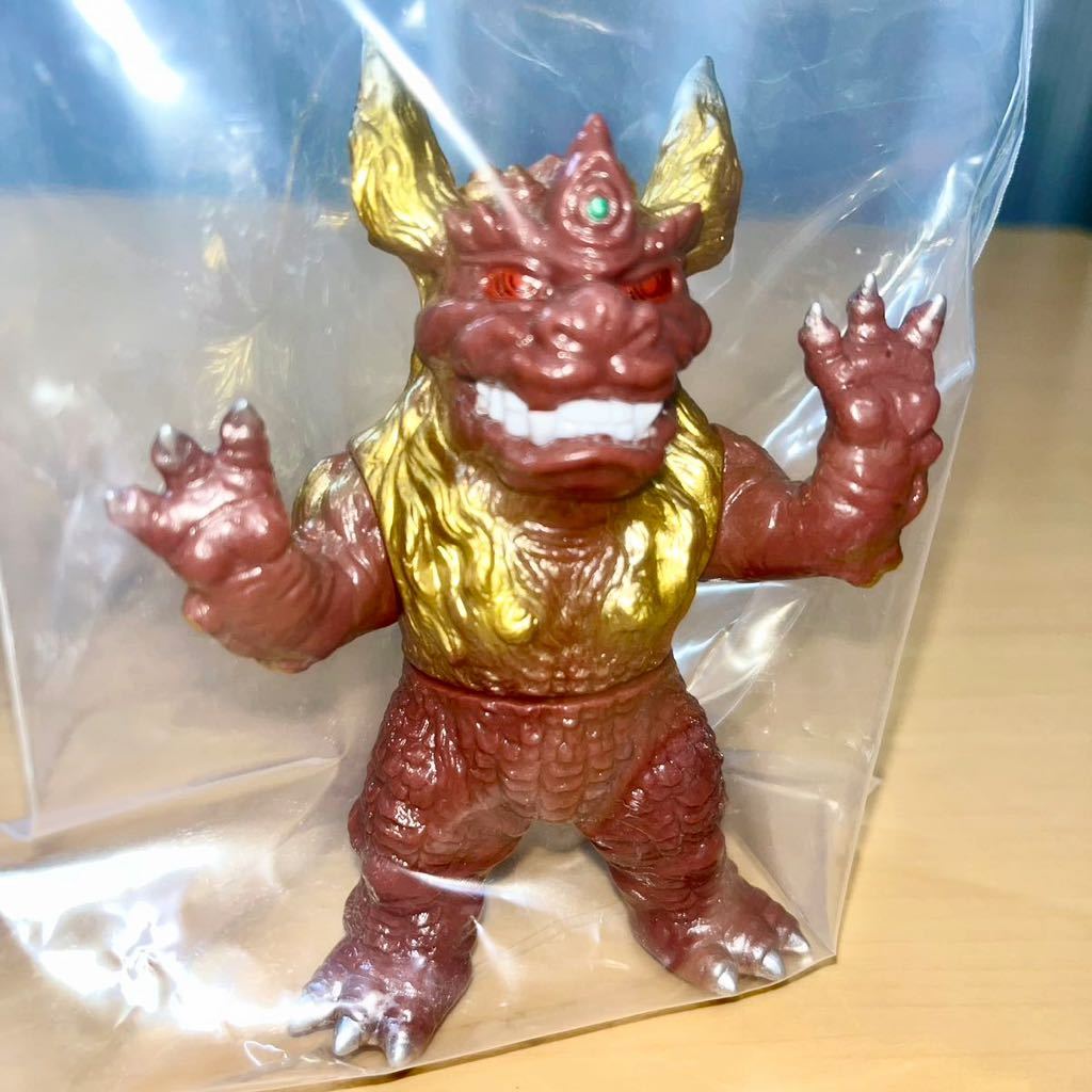 キングシーサー MAXTOY マックストイ WF2023W Yahoo!オークション - MAXTOY キングシーサー ソフビ sofvi max