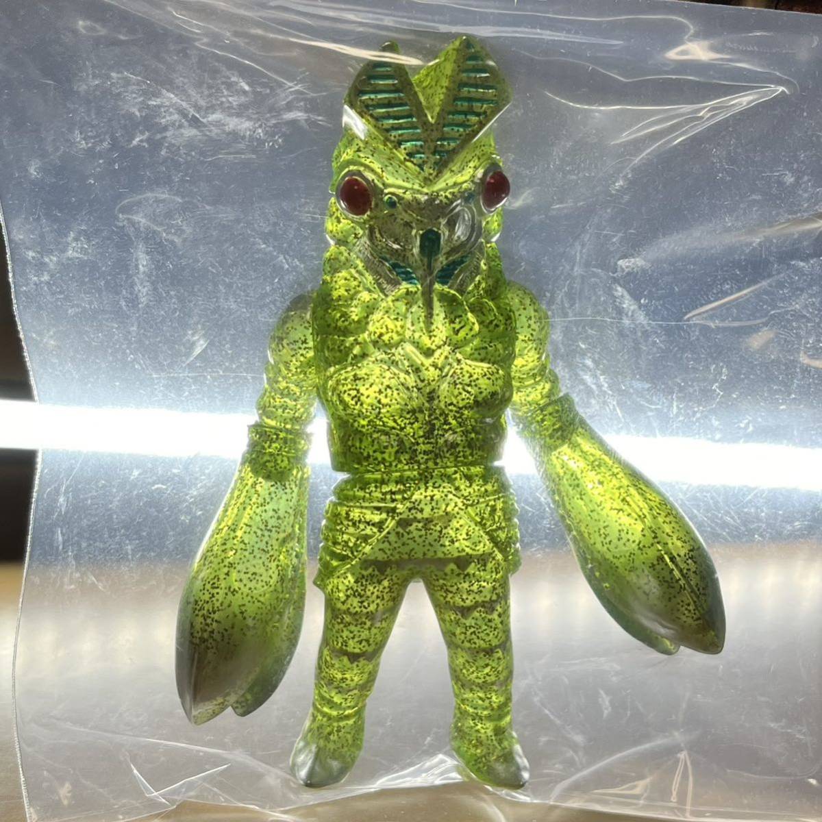 MAXTOY Baltan Seijin прозрачный светло-зеленый авария ламе One up. ограничение sofvi Ultraman ultraman max toy sofvi BALTAN