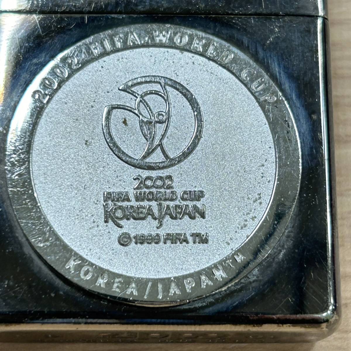 【ART-3102】1円スタート ZIPPO ジッポー 2002 FIFA WORLD CUP 日韓ワールドカップ シルバー 着火未確認 ジャンク 長期保管品 現状品_画像4