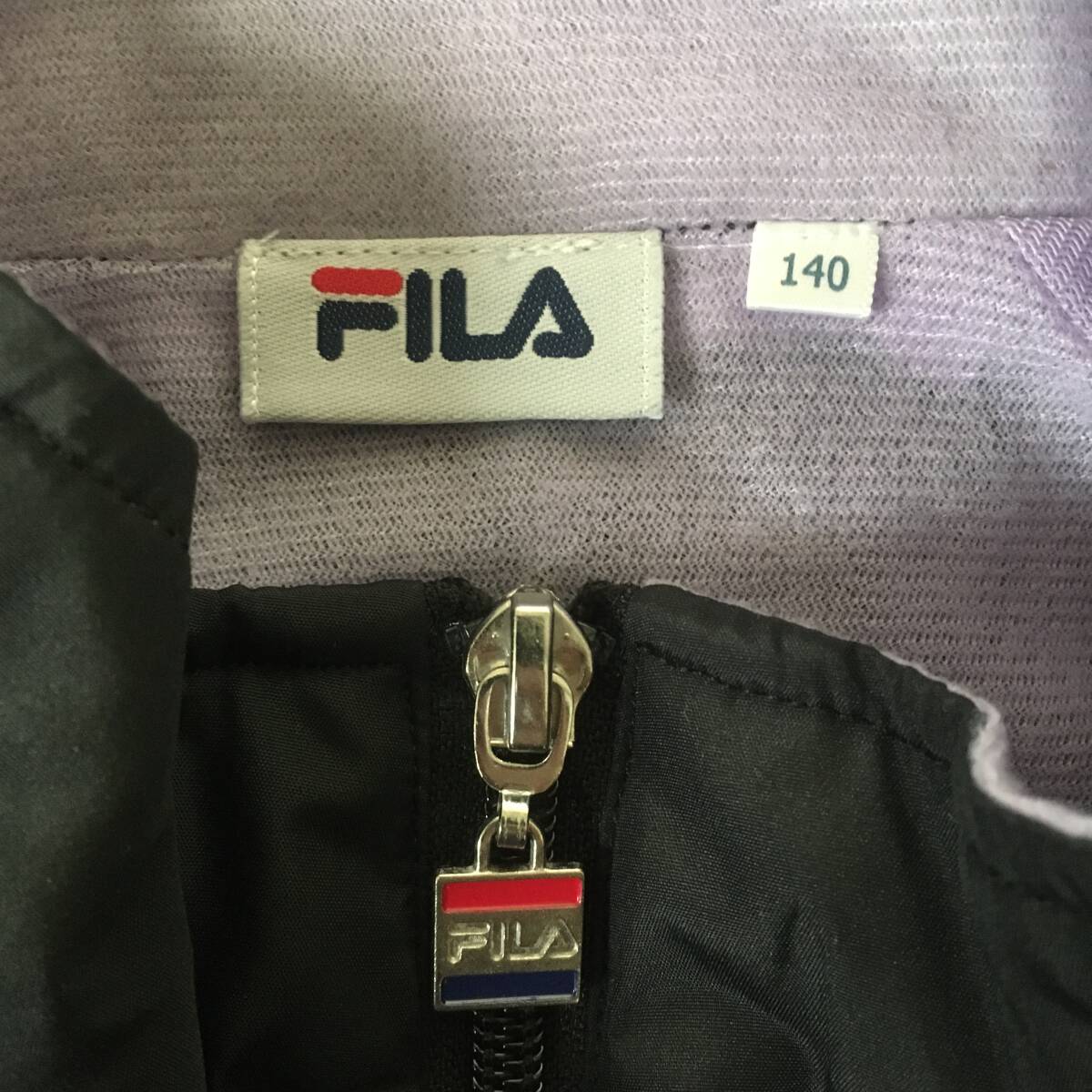 FILA 裏起毛ナイロンジャージ上下セット１４０_画像3