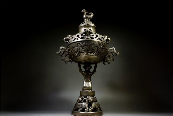 インポート・海外人気ブランド 細工白銅製 1.3kg 高さ31cm 時代美品 開運置物 無銘 雙龍取手龍紋高彫香炉 鳳紋蓋 その他