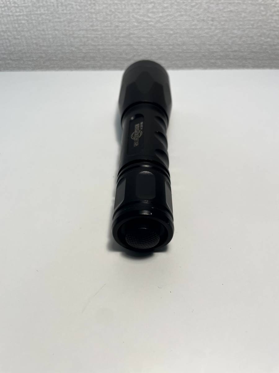 美品【実物】廃盤 SUREFIRE P2X Fury シュアファイア LED Flashlight フラッシュライト_画像3