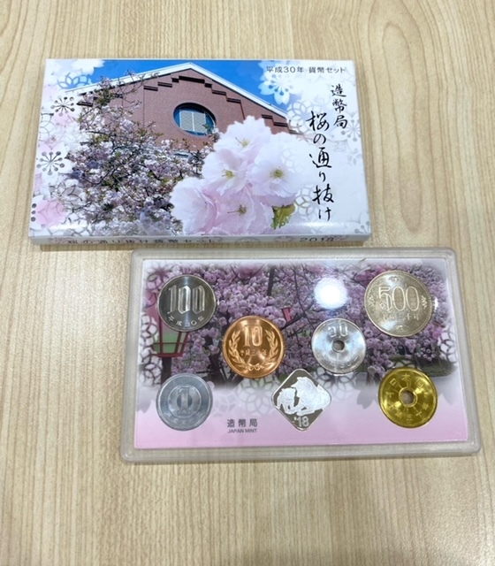 造幣局 桜の通り抜け 貨幣セット 大提灯 平成30年 JAPAN Mint 額面666円 硬貨セット 記念硬貨_画像1