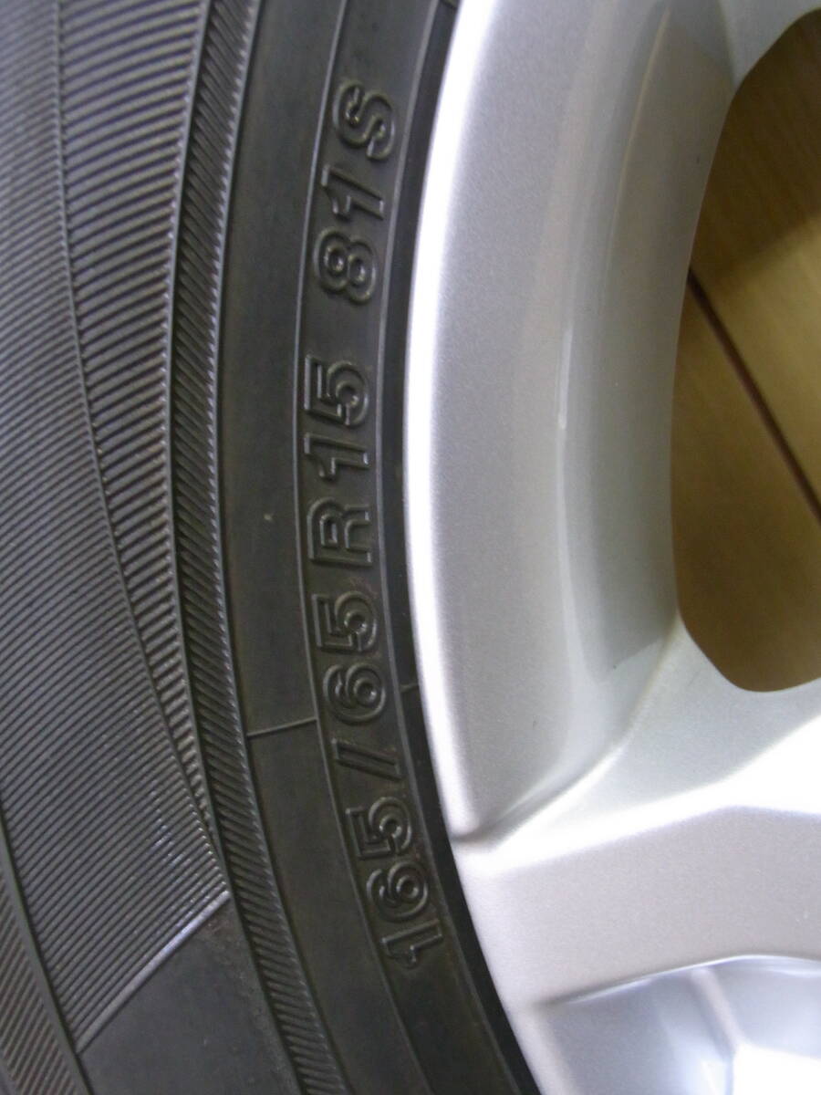 ★引取り限定！！ダイハツ タフト 純正15インチホイール 15X4.5J+45 4H PCD100 & YOKOHAMA BLUE EARTH 165/65R15_画像2