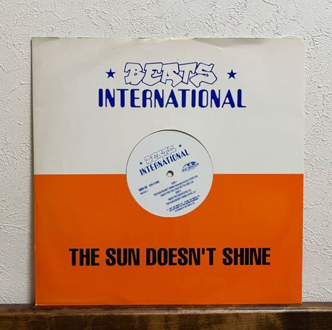 Beats International The Sun Doesn't Shine アナログ ブルーラベル Reggae Electronic Big Beat_画像1