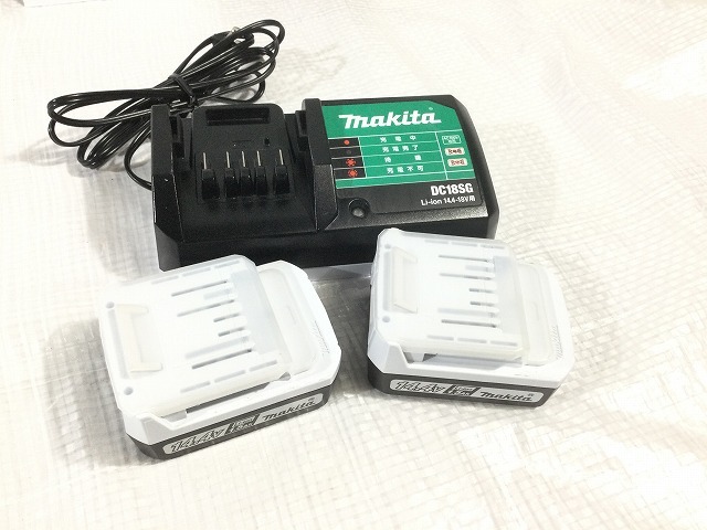 ☆中古品☆makita マキタ 14.4V 充電式インパクトドライバー MTD001DSX バッテリー2個(1.5Ah) 充電器 クリーナー MCL143D 付き 84356_画像6