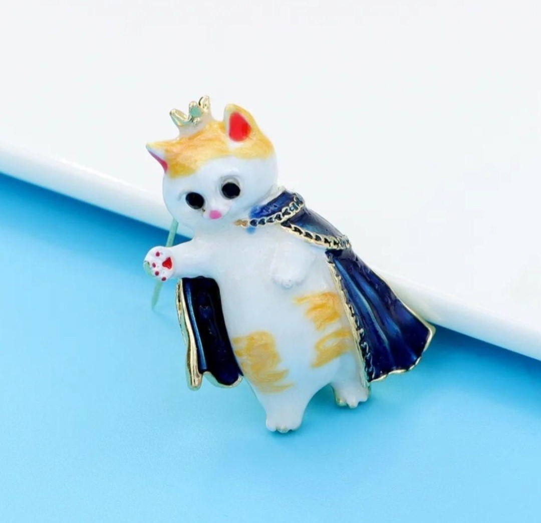 猫のブローチ　王子様　茶白　猫の雑貨　HANAKO