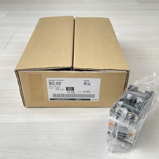 (1箱10個入り)SC-03 1a 電磁接触器 富士電機 【未使用 開封品】 ■K0041633_1箱10個入りです。
