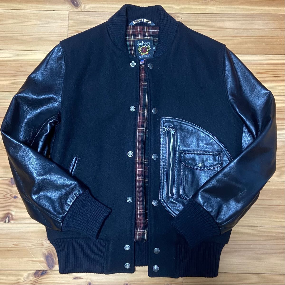 Schott ショット Dポケット バーシティジャケット スタジャン Schott ショット Dポケット バーシティジャケット スタジャン