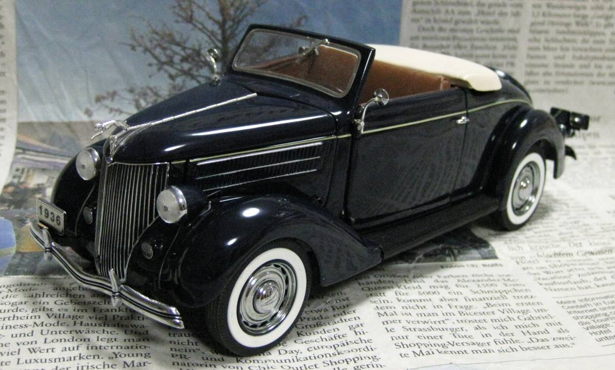 * out of print * Dan Bally mint *1/24*1936 Ford Deluxe Cabriolet blue 