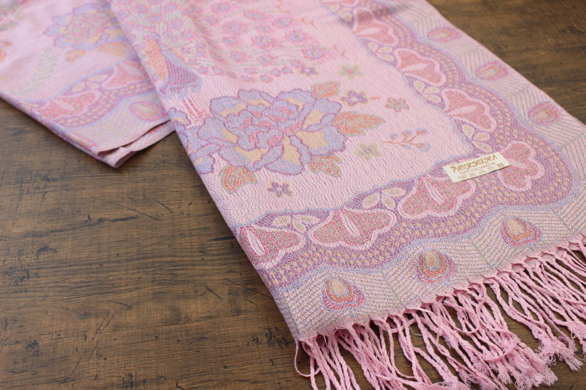 新品 春色【パシュミナ Pashmina】孔雀柄 ライトピンク系マルチカラー L.PINK 大判 ストール カシミア100% Cashmere _画像3