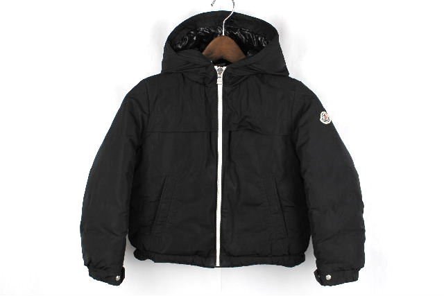 18年製 モンクレール MONCLER ワッペン ロゴ ダウンジャケット ブラック MONTVERNIER [6anni/115cm] キッズ 男の子 子供用　P26_画像2