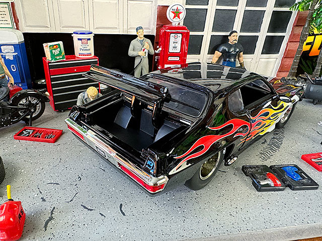 Jada　1971年　ポンティアック　GTO　ダイキャストミニカー　1/24スケール　（ブラック/フレイムスパターン）_画像9