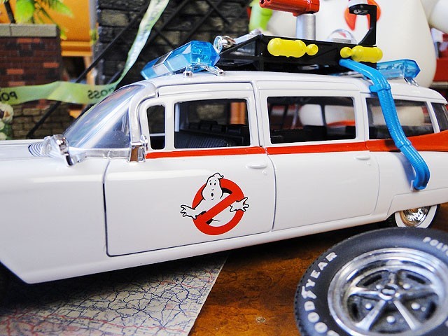 映画 ゴーストバスターズ ECTO-1 ダイキャストミニカー 1/24スケール アメリカ雑貨 アメリカン雑貨 の画像9