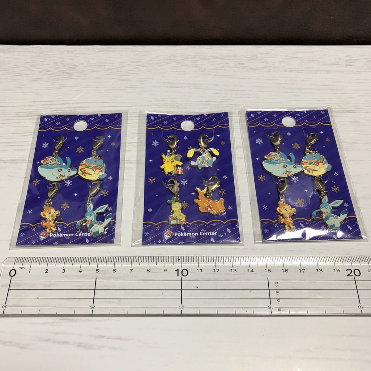 m128-0028 Pokemon Christmas in the Sea ポケモンセンター メタルチャームセット ピカチュウ ポッチャマ_画像2