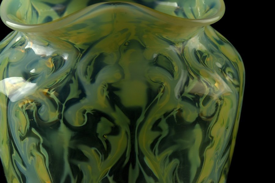 【蔵A3304】ウランガラス　オパールセント　フランス　ヴァセリン　花瓶一対　_画像6