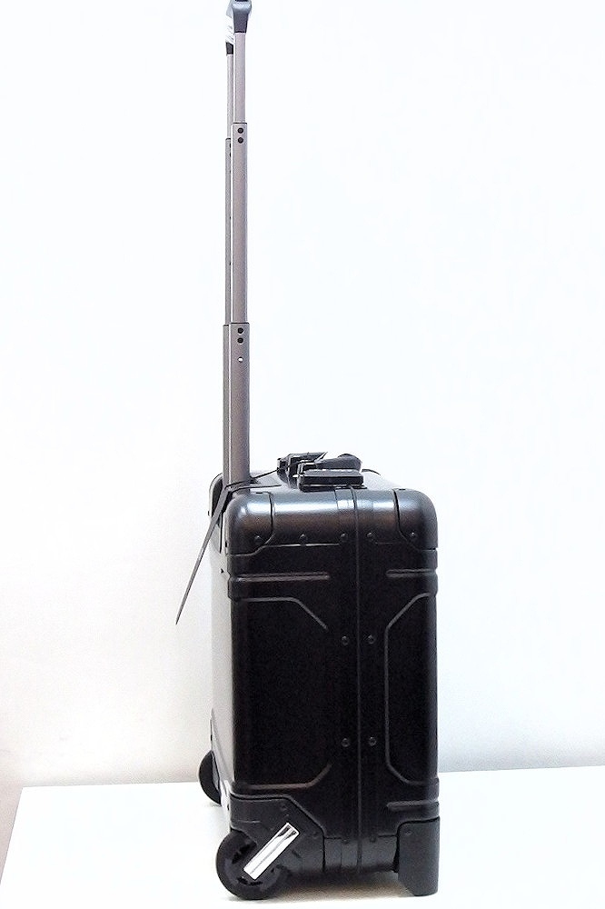  unused goods! Zero Halliburton Geo Aluminum 3.0 Two-Wheel Business Case 29L 2 wheel suitcase 94263 02 kz4802209838