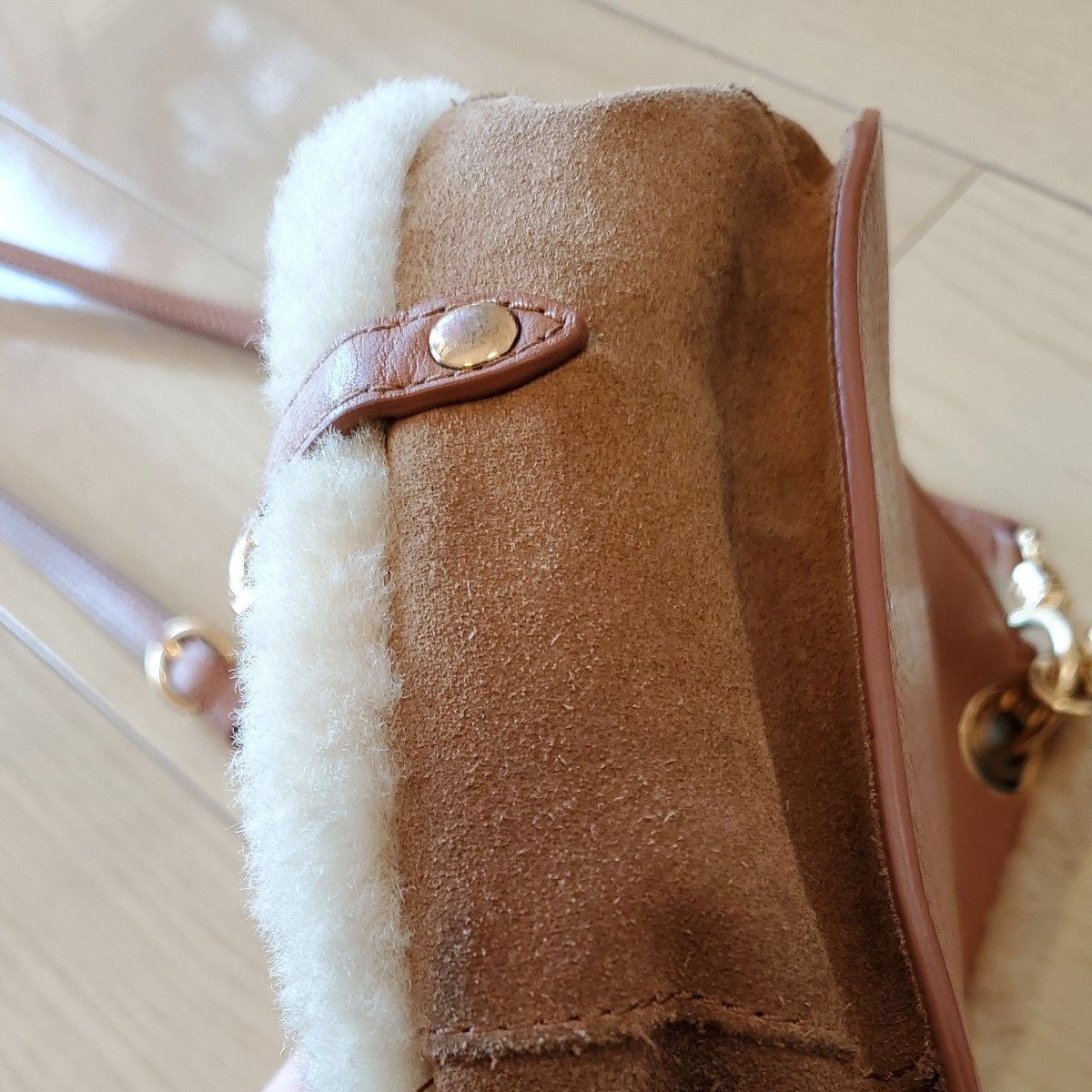 UGG ショルダーバッグ