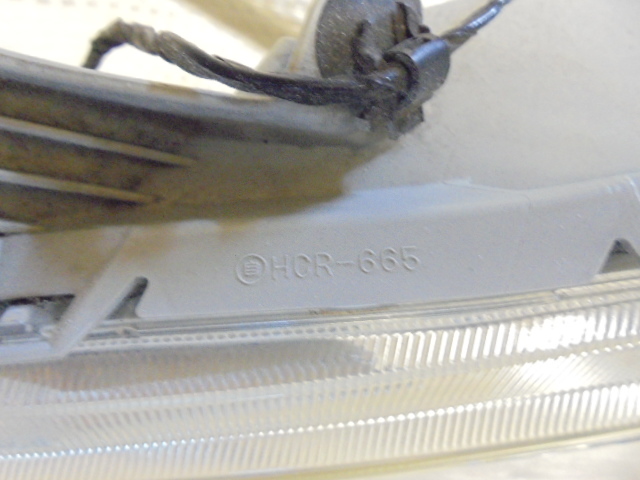 ムーヴ・ムーブ LA100S・LA110S等 前期 左ヘッドランプ・左ヘッドライト 中古品 送料記載ありの画像3
