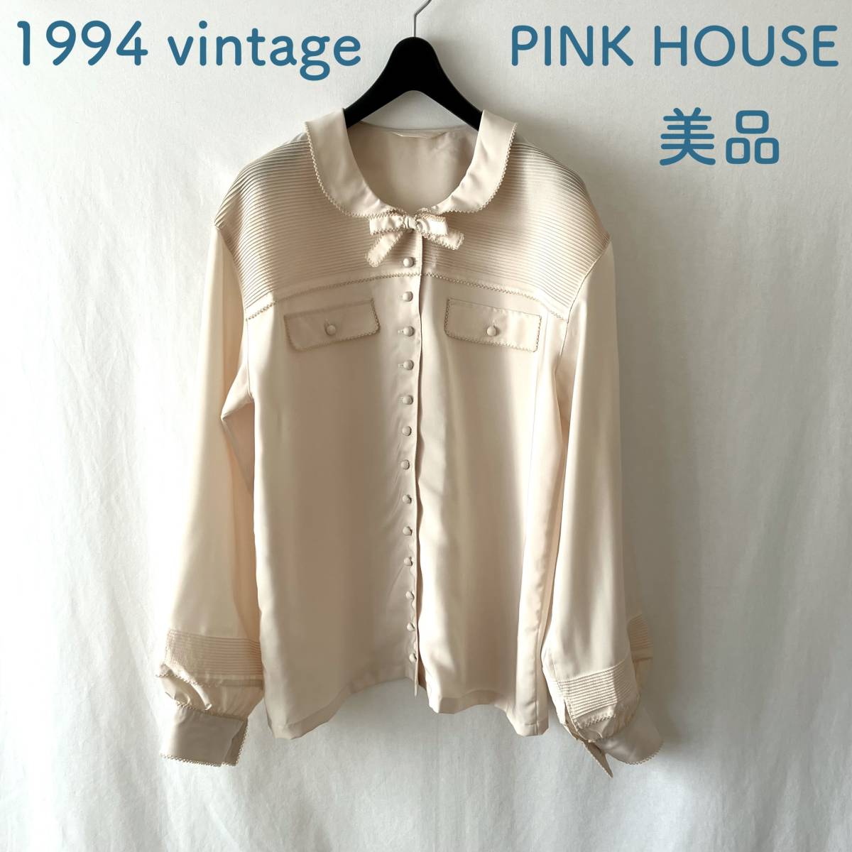 美品 ■ 90s vintage ■ PINK HOUSE ■ ピンクハウス ■ リボン 縁かがり刺繍 ピンタック ■ ブラウス M~Lくらい アイボリー ベージュ系