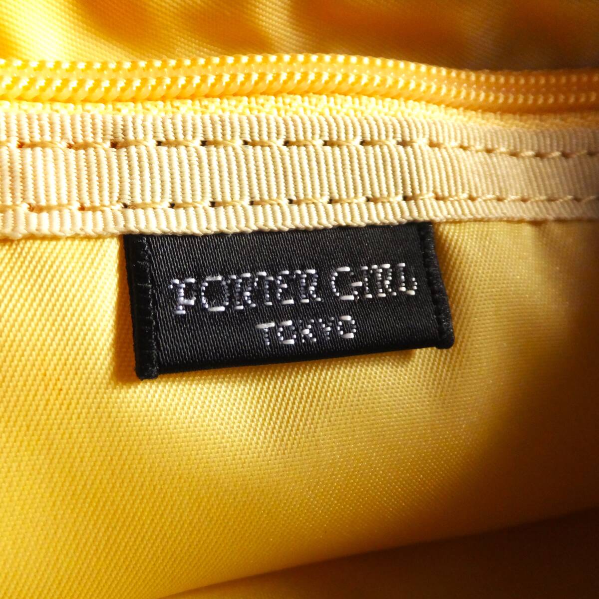 PORTER GIRL　吉田カバン　ポーター ガール　ボンボン　バナナ型　ショルダーバッグ　ドット柄　カーキグリーン　_画像7