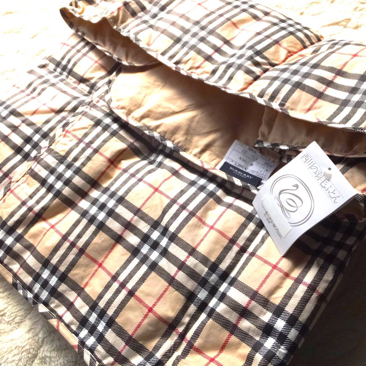 BURBERRY LONDON 羽毛ひざ掛け バーバリー ノバチェック BURBERRY LONDON バーバリー羽毛ひざ掛け(肩掛け)ノバチェック