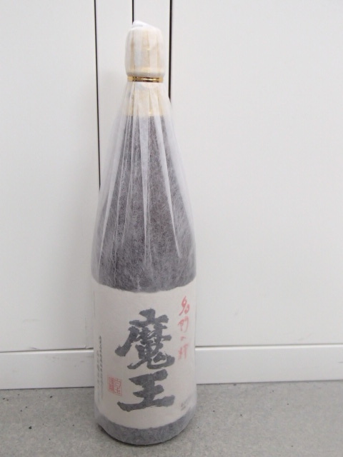  ＃58904 【未開栓】 プレミア焼酎 名門の粋 魔王1800ml 25％ 本格焼酎 芋焼酎 薩摩 鹿児島_画像1