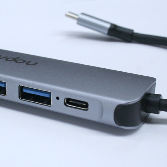 通電のみ確認 Lvdou USBハブ 6-in-1 マルチポート Type-C 85W PD充電 4K HDMI SDカード TFカード 札幌市 清田区 平岡_画像2