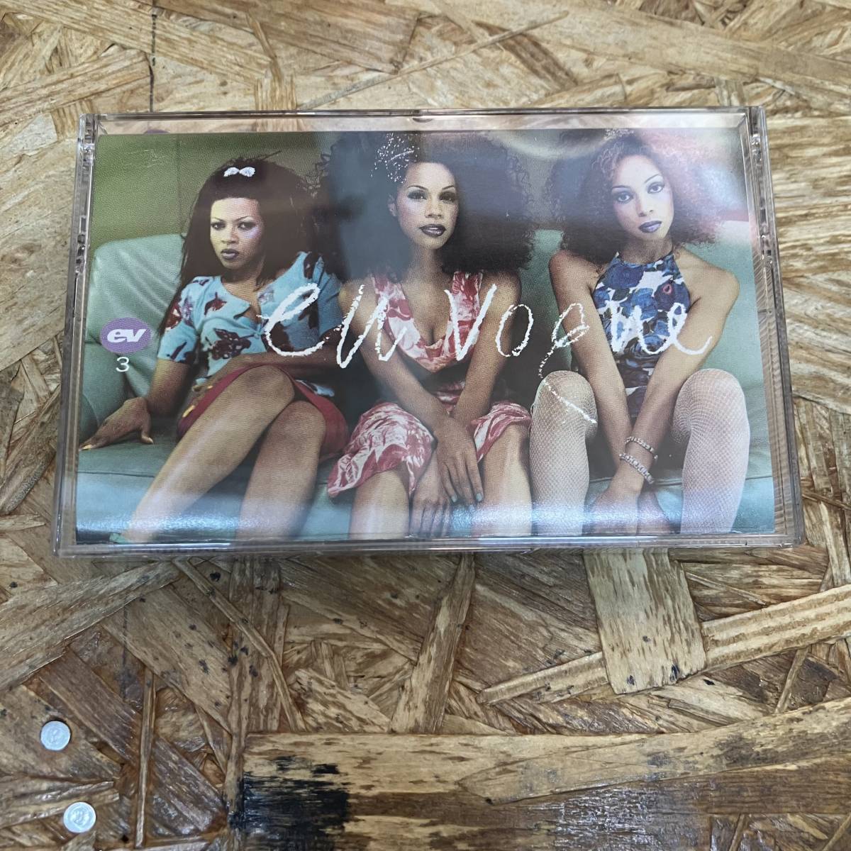 シHIPHOP,R&B EN VOGUE アルバム!! TAPE 中古品_画像1