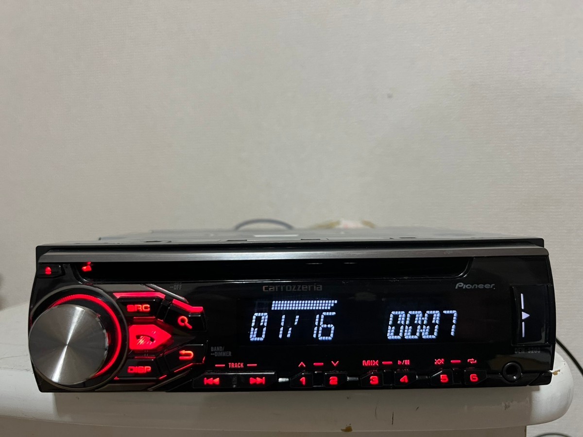 Pioneer カロッツェリア DEH-5200 cd Bluetooth _画像2