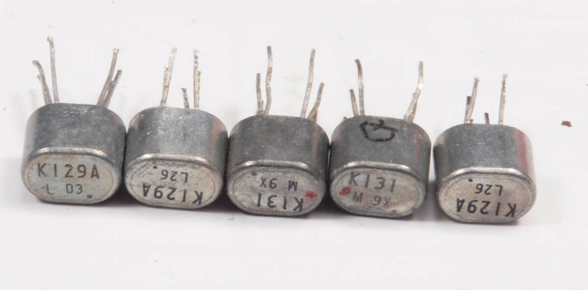 Yahoo!オークション - NEC DUAL FET 2SK129 3個+2sk131 2個 Yahoo!オークション - NEC DUAL FET 2SK129 3個+2sk131 2個