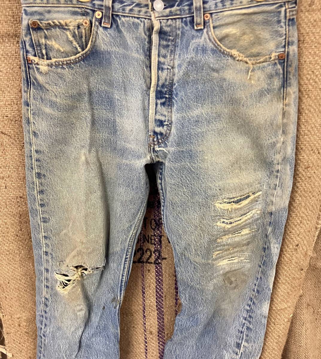 F42 □ Levi's □ リーバイス　５０１　デニム　ジーンズ　インディコ　中古　サイズＷ３４/Ｌ３３_画像3