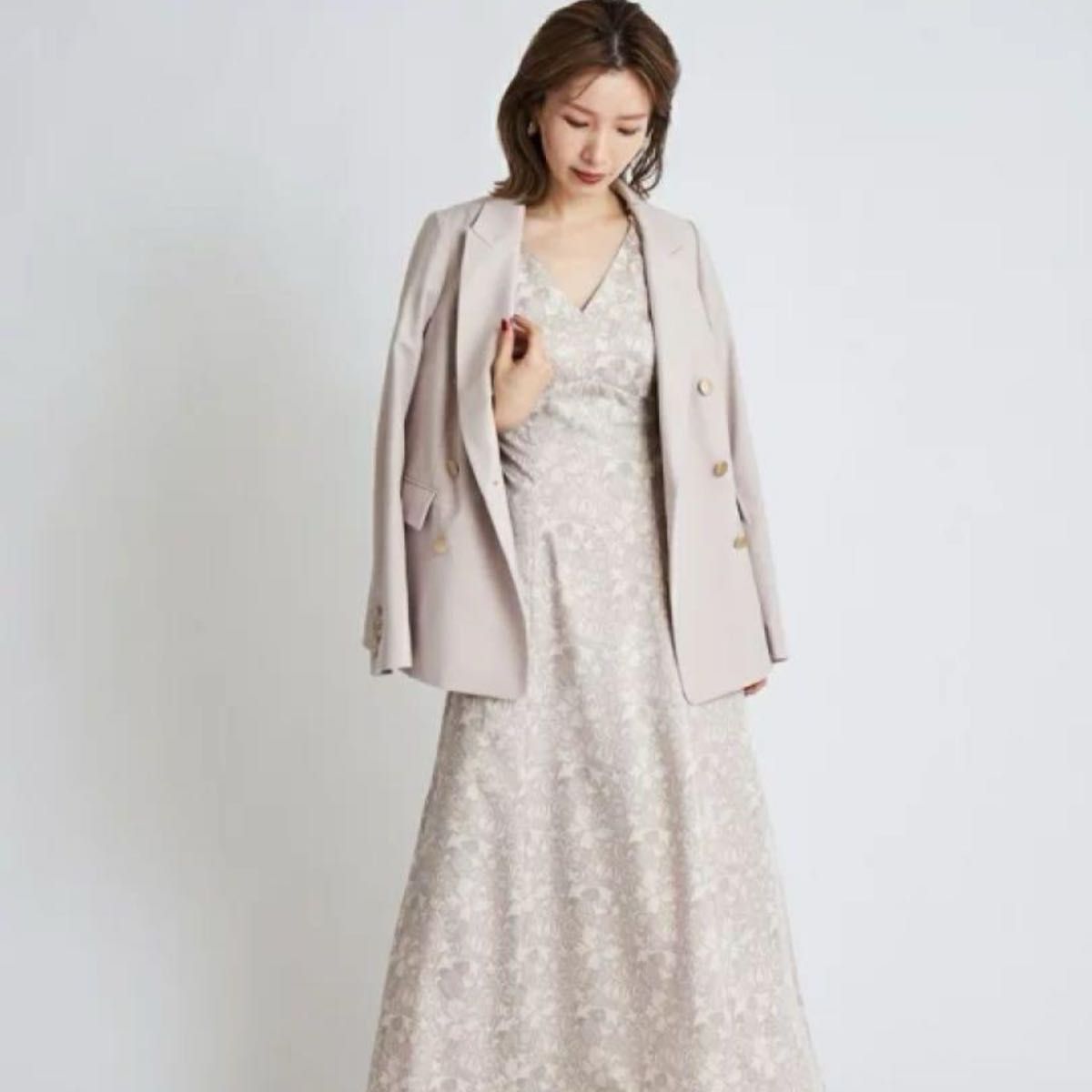 美品 Snidel sustainable ダブルジャケット アイボリー 金ボタン 美品 Snidel sustainable ダブルジャケット アイボリー 金ボタン