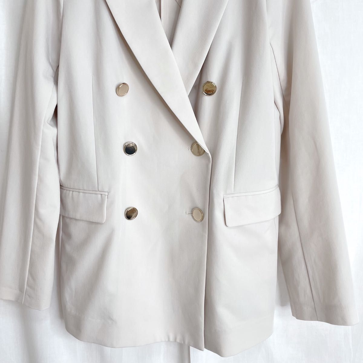美品 Snidel sustainable ダブルジャケット アイボリー 金ボタン 美品 Snidel sustainable ダブルジャケット アイボリー 金ボタン