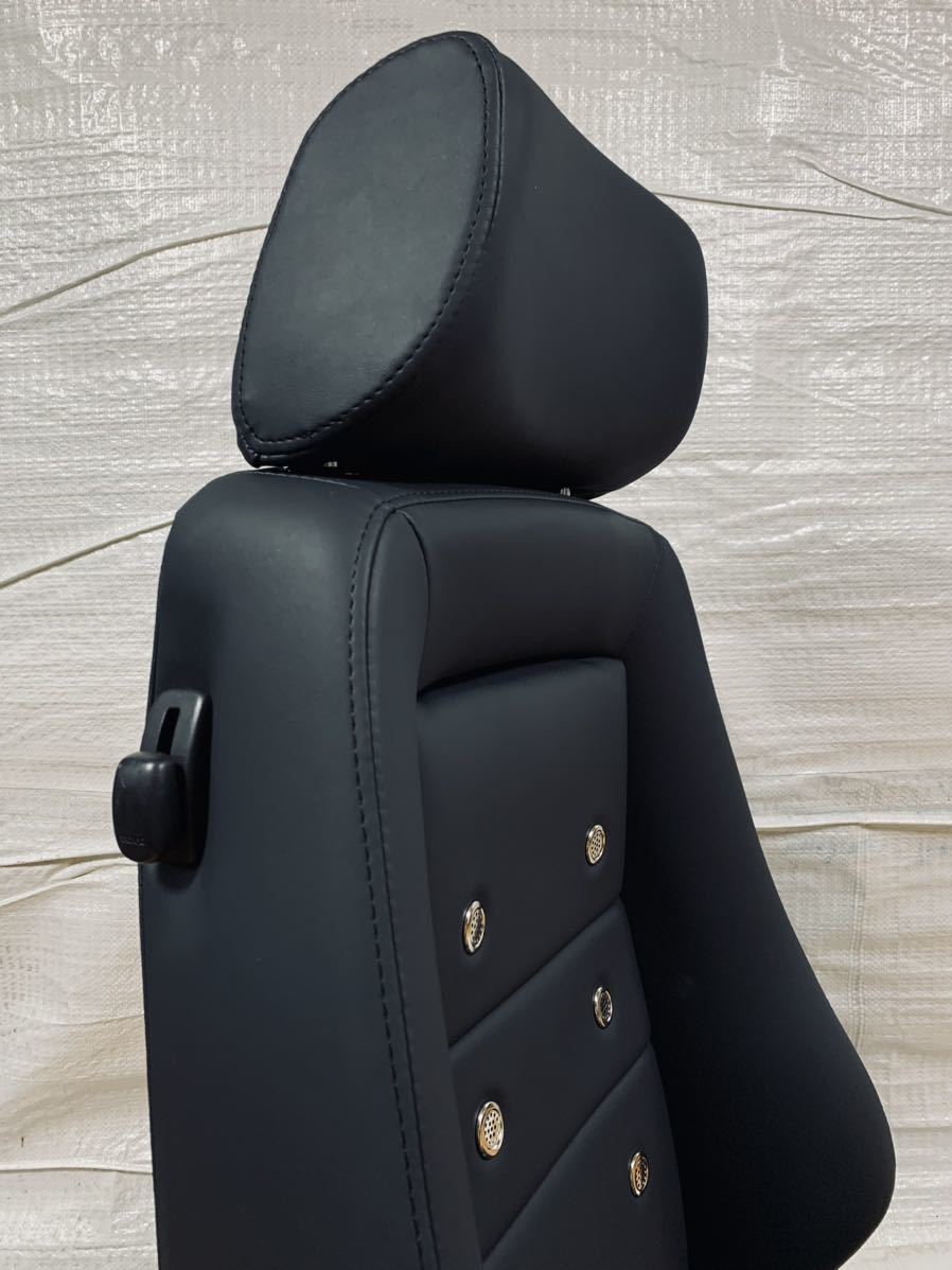 37.38.レカロ RECARO 2脚セット モジュラーLX-M 黒フェイクレザー張り替え 張替え 張替 ブラックシングルステッチ 片側ダイヤル アイレット_画像9