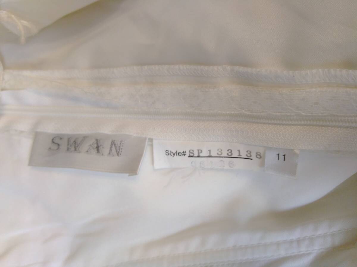 【SWAN】２着セット・ビーズ刺繍のオーガンジーロングトレーン、ワンショルダーAラインドレス・11号13号_画像5