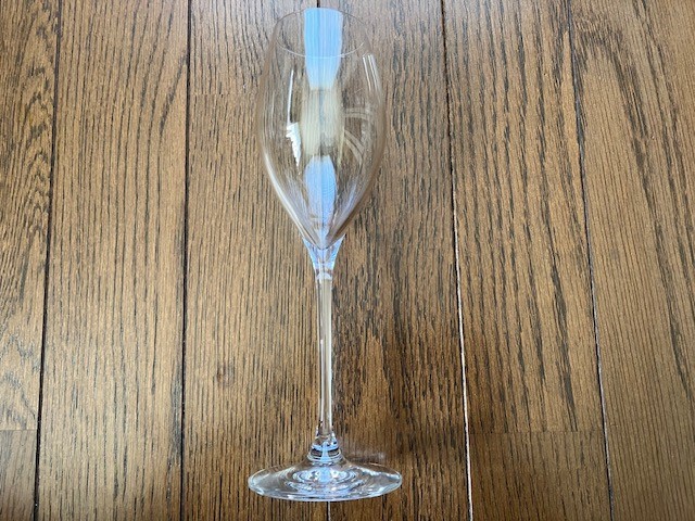 フレシネ　カヴァ　スパークリング　ワイン　シャンパン　グラス　高22cm　径7cm　129g　スペイン　クリスタルガラス　未使用　送料無料_画像2